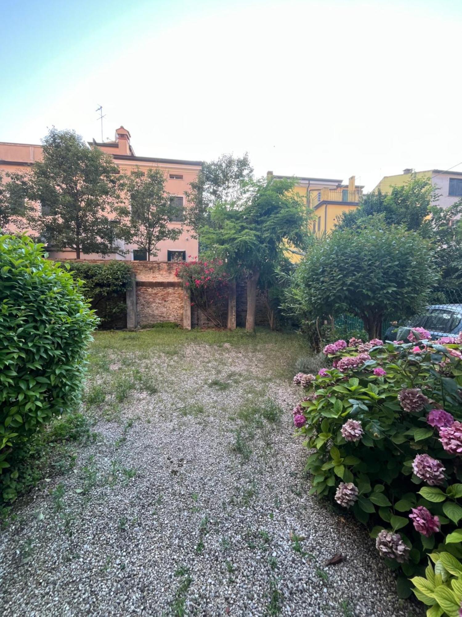 Residenza Delle Farfalle-Tripla Con Bagno Privato E Matrimoniale Con Bagno Condiviso 帕多瓦 外观 照片